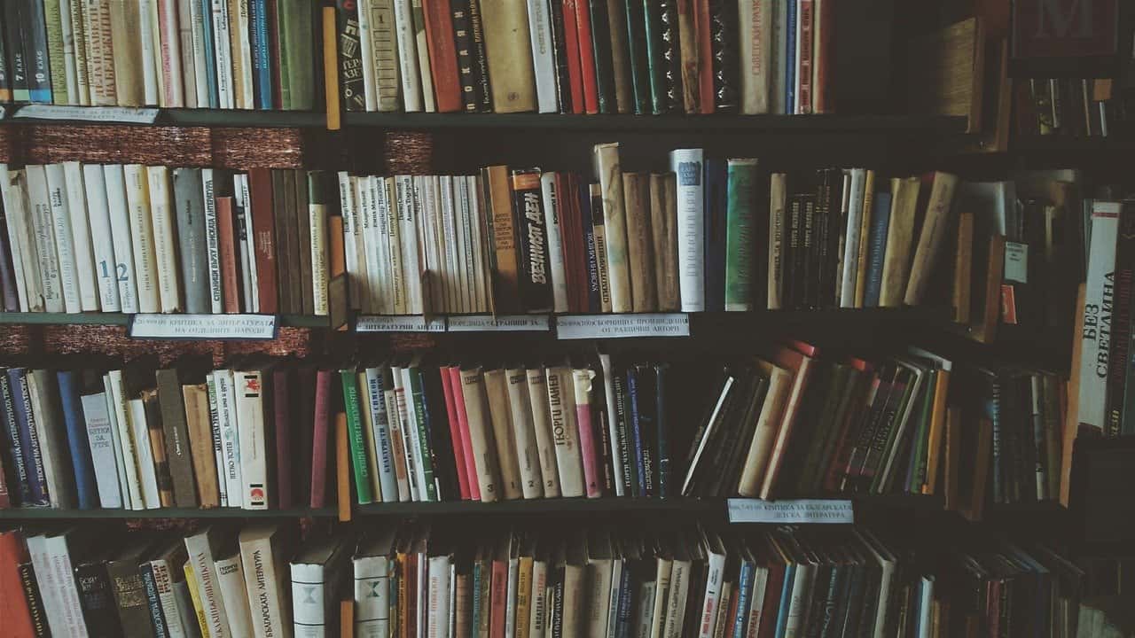 Cara Menerbitkan Buku Ajar Sendiri dengan Mudah lewat Pustakaki Press